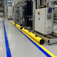 Flexible anti-impact barriers