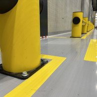 Flexible anti-impact barriers