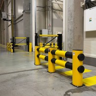 Flexible anti-impact barriers