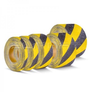 HAZARD / V�STRA�N�