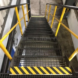 Dosky a schodov� profily