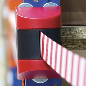 MAGNETICK� VYS�VATE�N� BARI�RA