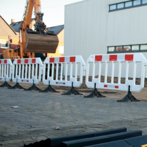 SKLADACIE BARI�ROV� PLOTY